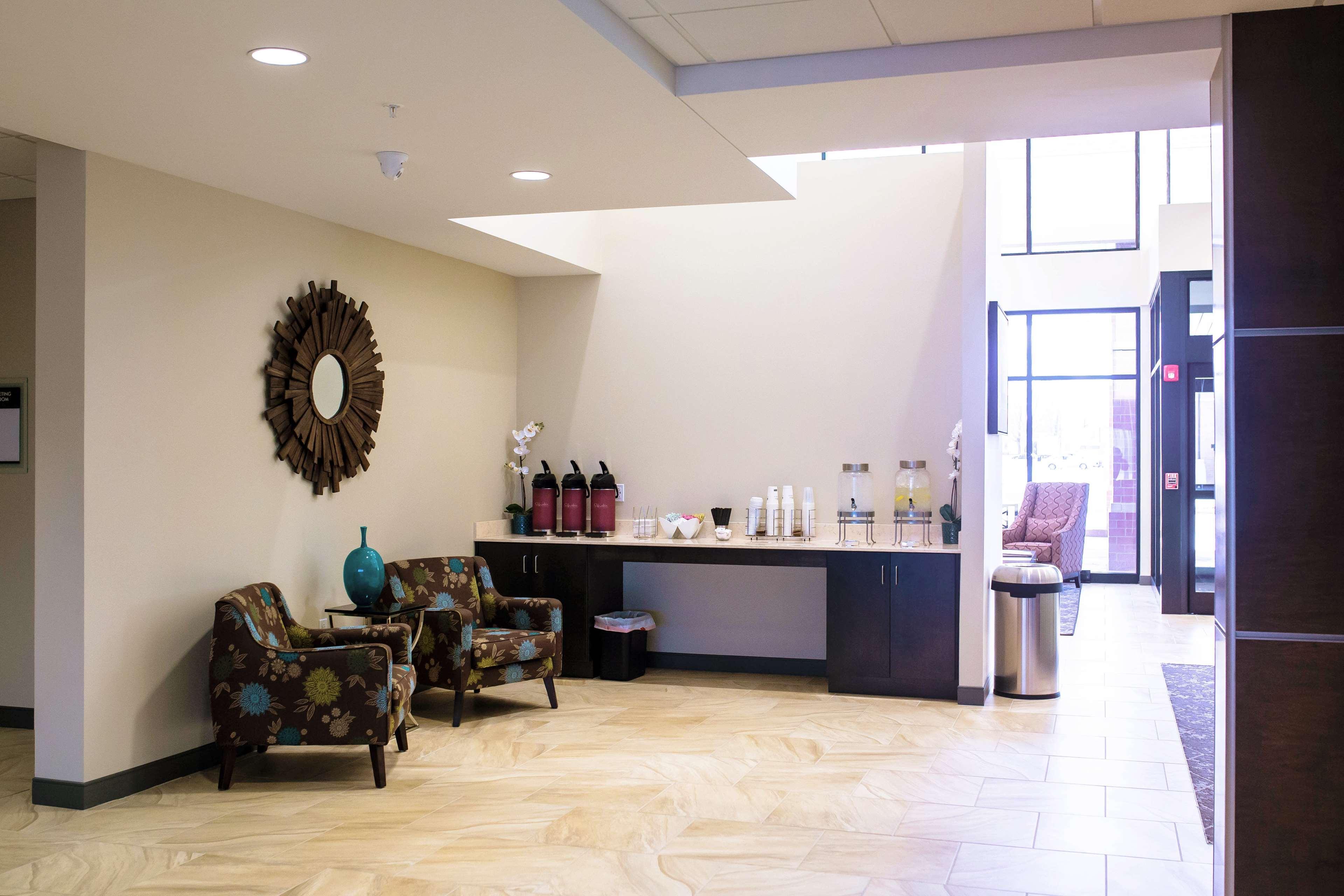 Best Western Plus Hobby Airport Inn And Suites Houston Exterior photo