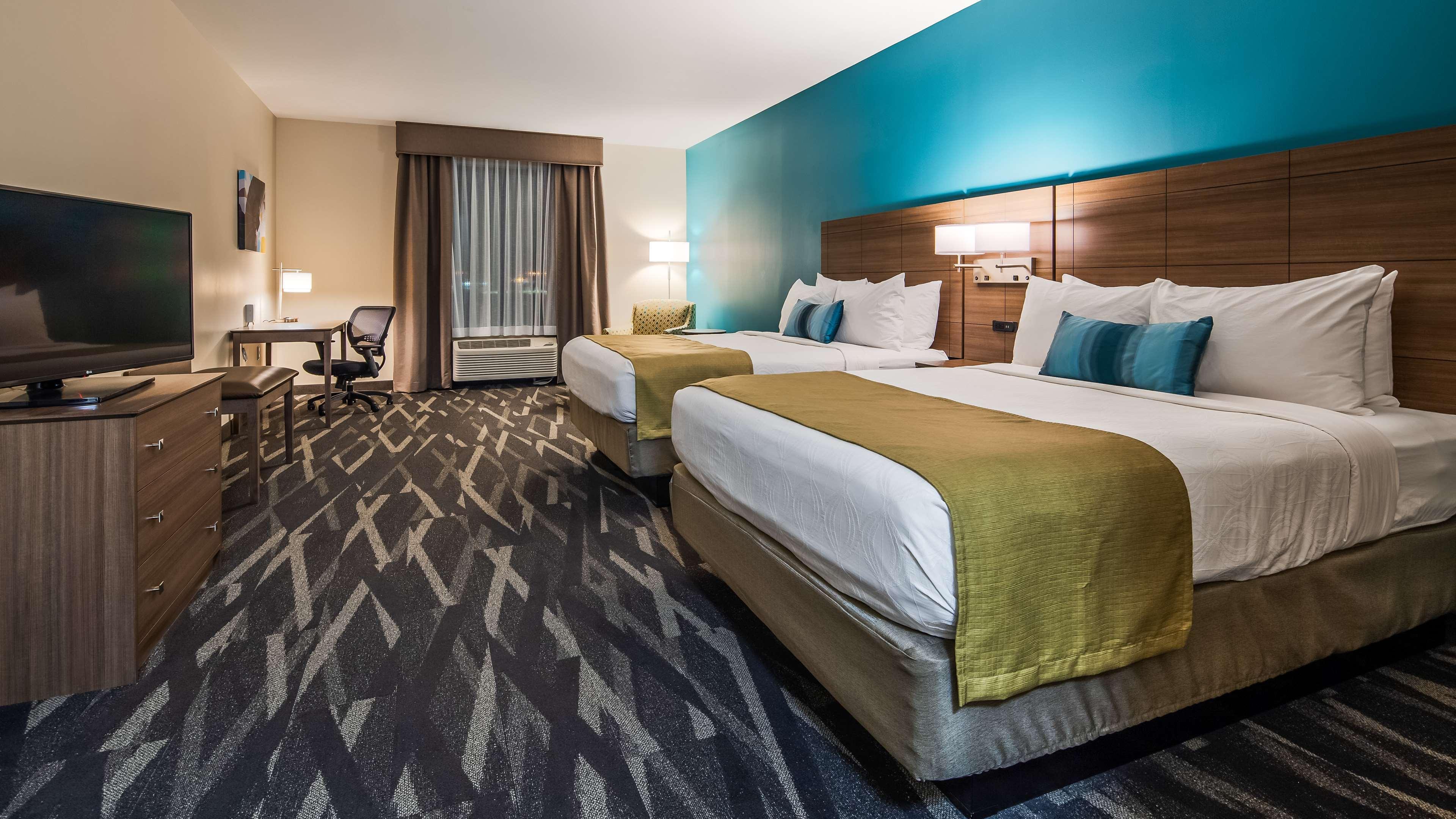 Best Western Plus Hobby Airport Inn And Suites Houston Exterior photo