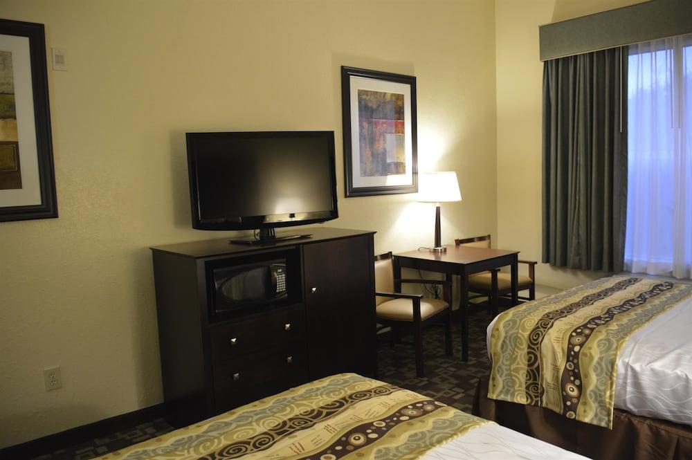 Best Western Plus Hobby Airport Inn And Suites Houston Exterior photo